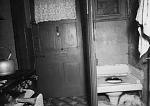 Click image for larger version. 

Name:	inside ashfield cottages tenements latimer street vaxhall.jpg 
Views:	734 
Size:	110.3 KB 
ID:	20246