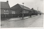 Click image for larger version. 

Name:	PINEHURST ROAD PRIMARY SCHOOL 1972.jpg 
Views:	376 
Size:	132.5 KB 
ID:	24681