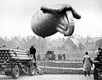 Click image for larger version. 

Name:	Sheil Road - 1941 Barrage Balloon.jpg 
Views:	779 
Size:	61.9 KB 
ID:	28096