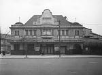 Click image for larger version. 

Name:	Disused Grand Cinema, Smithdown Road1959.jpg 
Views:	280 
Size:	14.1 KB 
ID:	21466