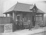Click image for larger version. 

Name:	Waiting Room and Milestone, Knotty Ash 1910.jpg 
Views:	246 
Size:	35.2 KB 
ID:	22048